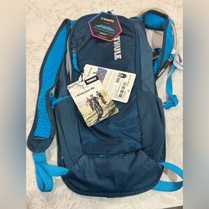 THULE HydraPak 2.5L NWT never been used